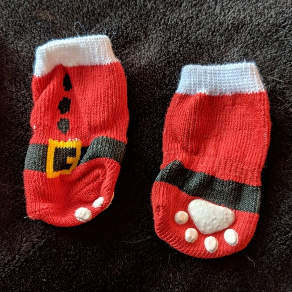 Matching dogmom/puppy set of santa xmas socks - Picture 2 of 2